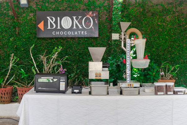 EXPERIENCE BEAN-TO-BAR CHOCOLATE MAKING AND TASTING